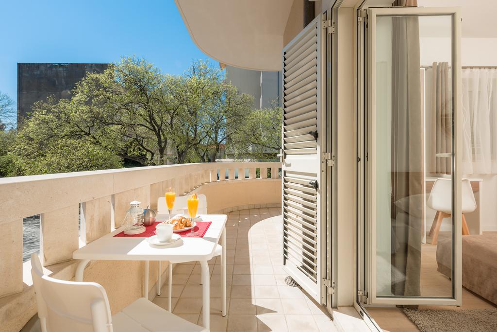 Urban Chic Luxe Apartments Near Beach Bacvice & Centre سبليت المظهر الخارجي الصورة